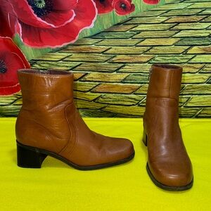Naturalizer ankle boots